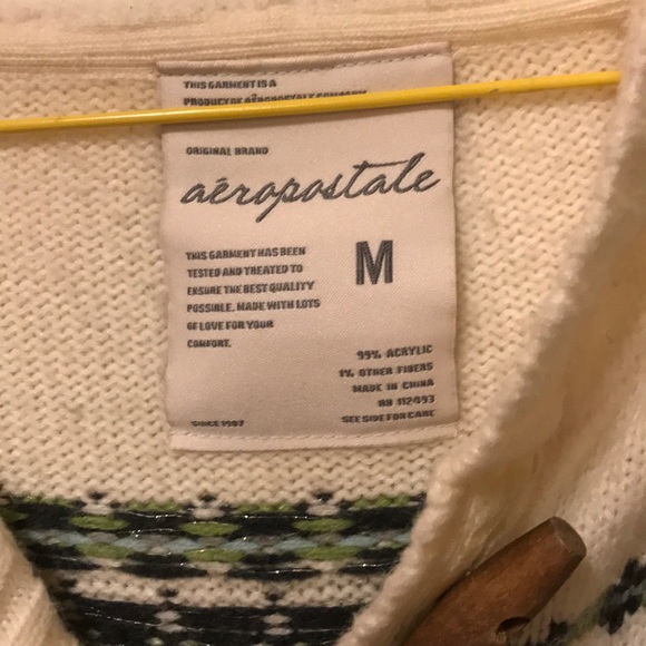 Aeropostale Sweater - Picture 2 of 3